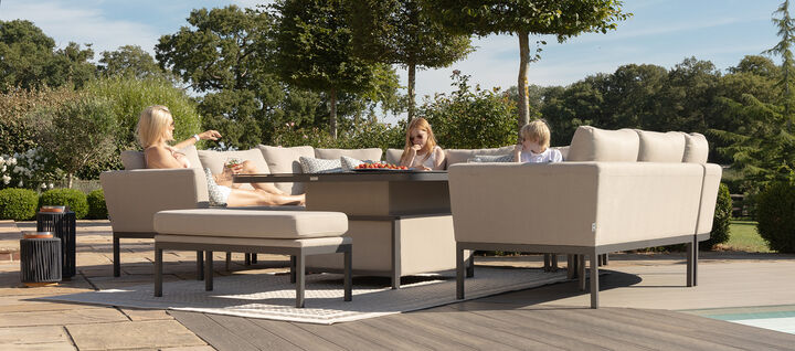 Outdoor Furniture for All Seasons: Must-Haves Pieces for Year-Round Use