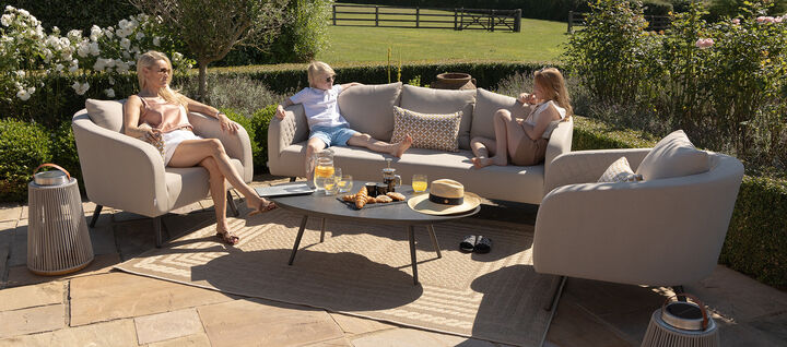Accessorising Your Garden Furniture: Adding the Finishing Touches