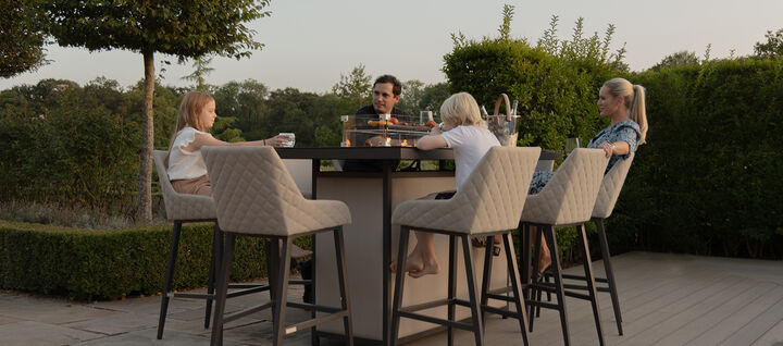 Ultimate Guide to Outdoor Entertaining: Hosting the Perfect Garden Party