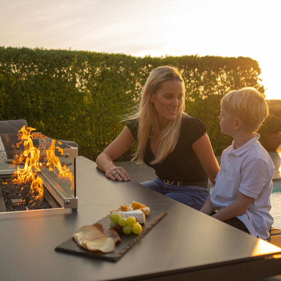 10 Ways to Enjoy Your Outdoor Space During the Colder Seasons