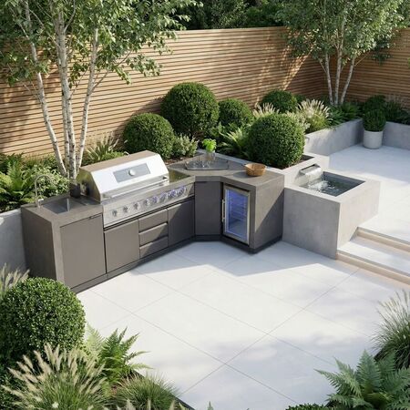 Outdoor kitchen for UK gardens