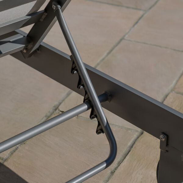 Maze - Vancouver / New York Aluminium Sunlounger - Dove Grey product image