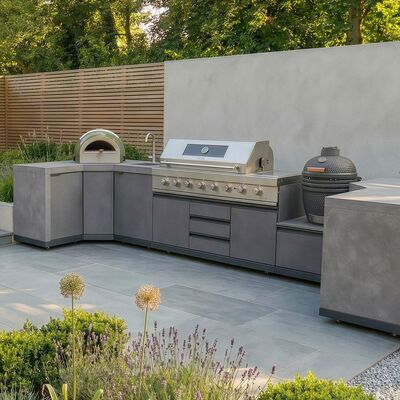 Maze Ember Outdoor Kitchen Small U-Shape (with Kamado)