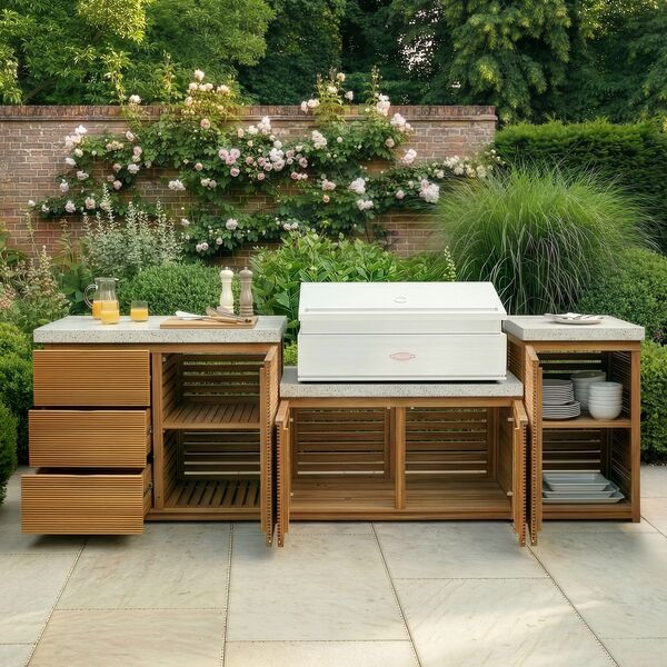 Antigua Outdoor Kitchen - Medium Configuration