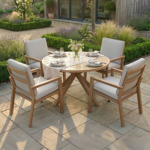 New York 4 Seat Round Dining Set - Wood Effect