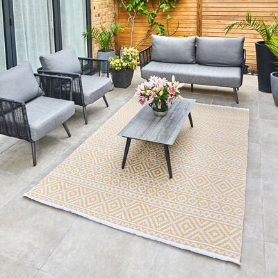 Jazz - Aztec Amber Indoor and Outdoor Rug - 290cm x 190cm | Maze