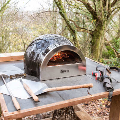 DeliVita - Wood Fired Oven - Very Black product image