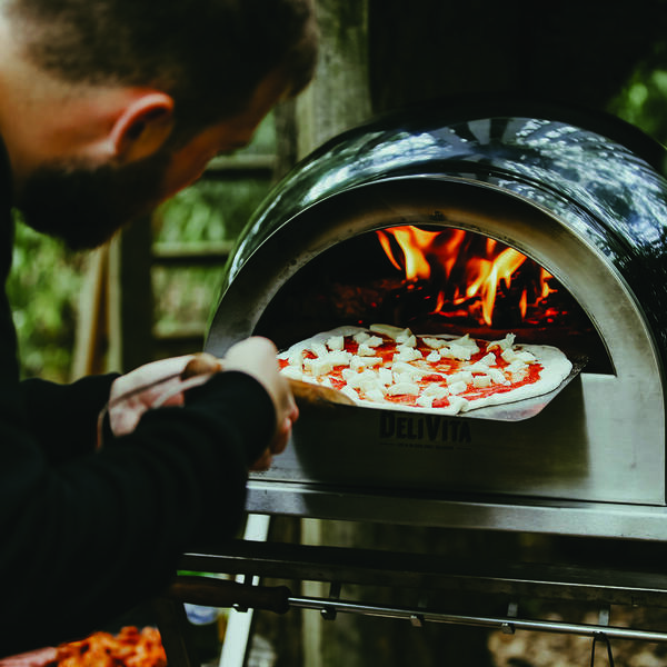 DeliVita - Wood Fired Oven - Very Black product image