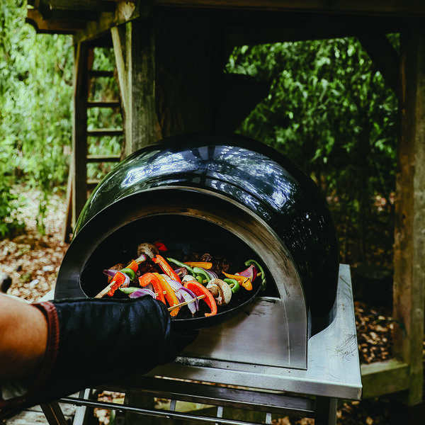 DeliVita - Wood Fired Oven - Very Black product image
