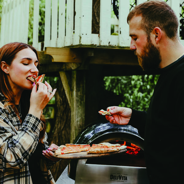 DeliVita - Wood Fired Oven - Very Black product image