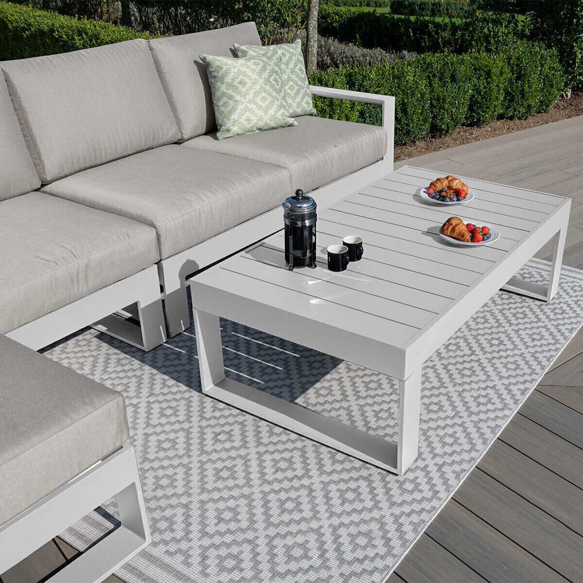 Maze - Amalfi Chaise Aluminium Sofa Set - White product image
